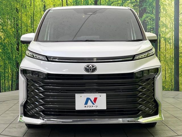 TOYOTA VOXY 2022 Image 31