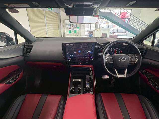 TOYOTA LEXUS NX450H+ AWD 2023 Image 31