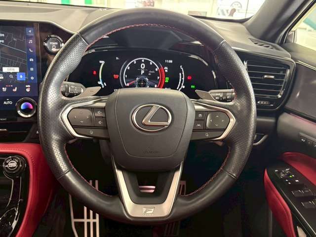 TOYOTA LEXUS NX450H+ AWD 2023 Image 31