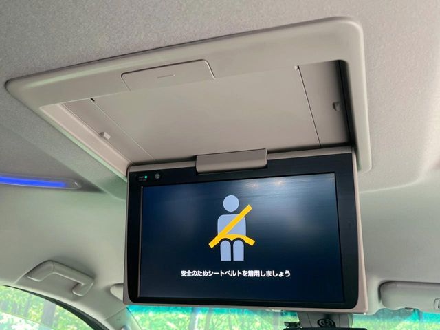 TOYOTA VELLFIRE 2018 Image 31