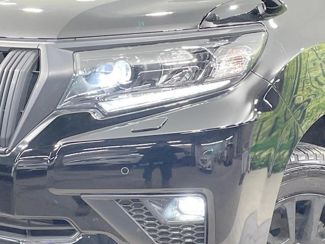 TOYOTA LANDCRUISER PRADO 2022 Image 31