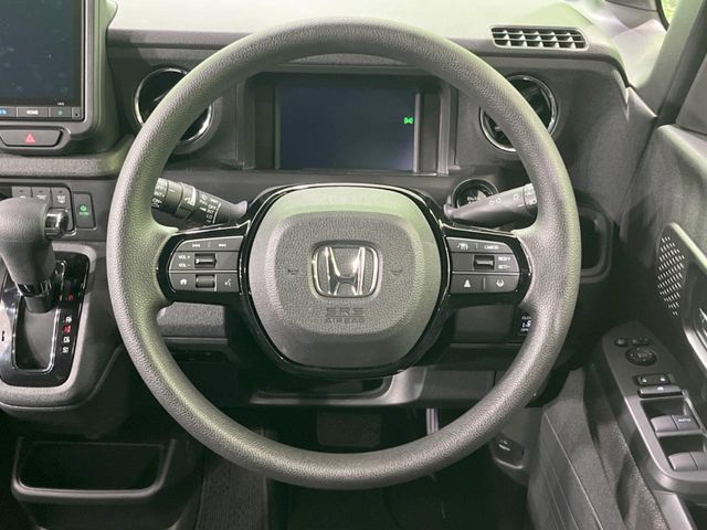 HONDA N BOX CUSTOM 2024 Image 31