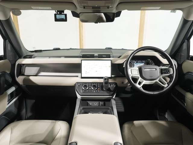 ROVER DEFENDER 2022 Image 31