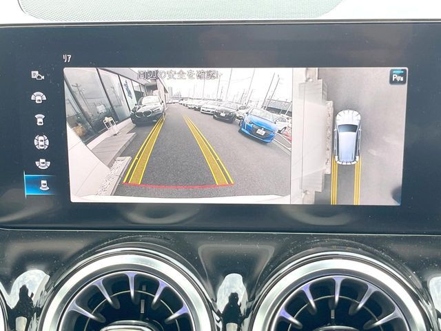 MERCEDES BENZ GLB 2023 Image 31