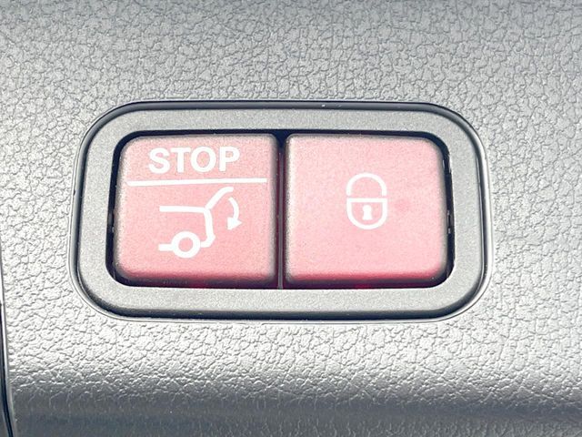 MERCEDES BENZ GLB 2023 Image 31