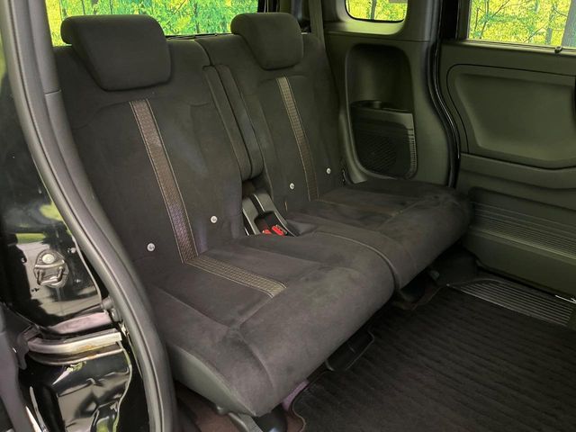 HONDA N BOX CUSTOM 2020 Image 31