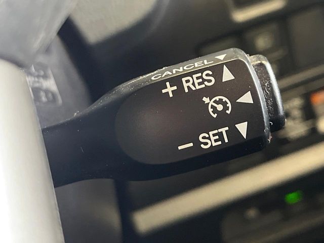 TOYOTA VOXY 2017 Image 31