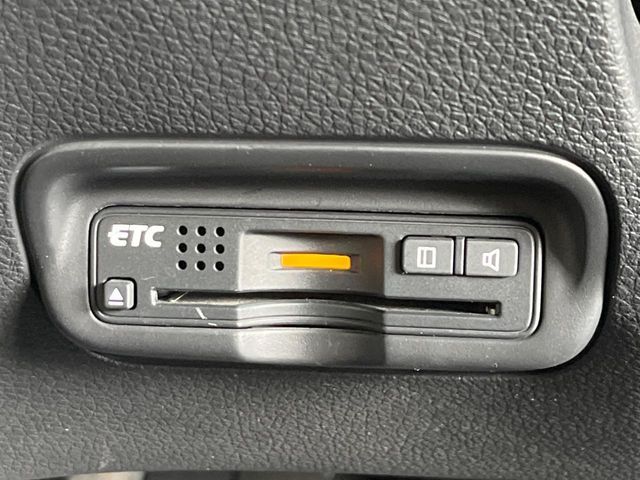 HONDA VEZEL HYBRID 2016 Image 31