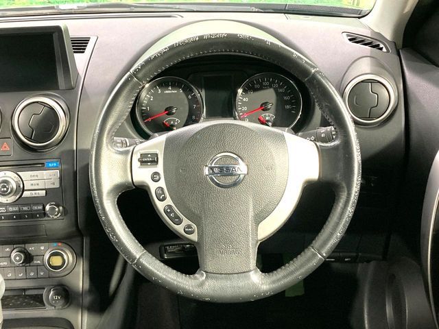 NISSAN DUALIS 2011 Image 31