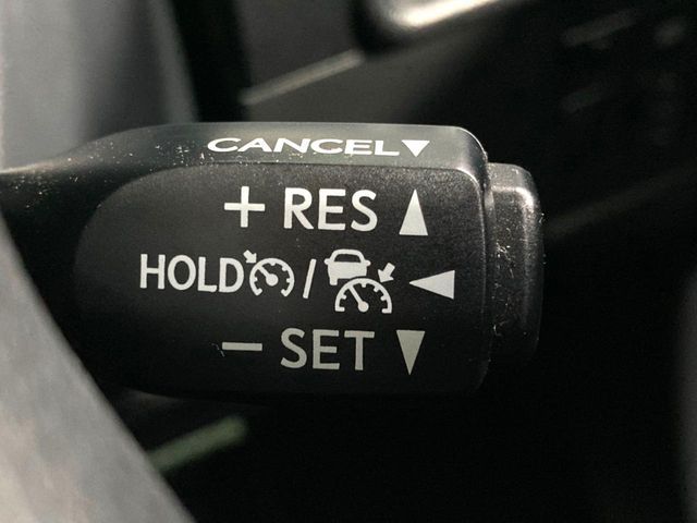 TOYOTA LANDCRUISER PRADO 2023 Image 31