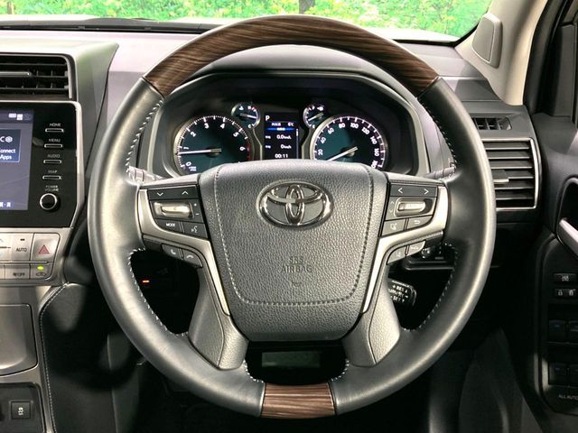 TOYOTA LANDCRUISER PRADO 2023 Image 31