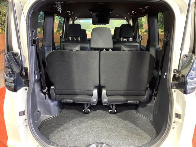 TOYOTA VOXY 2023 Image 31