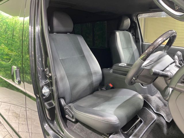 TOYOTA HIACE VAN 2WD 2022 Image 31