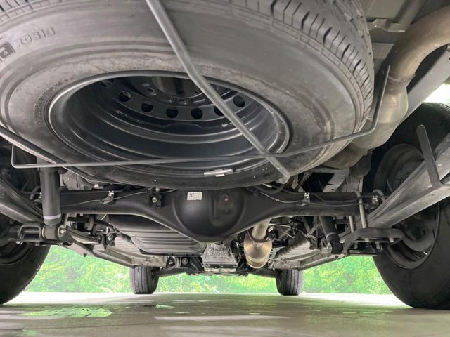 TOYOTA HIACE VAN 2WD 2022 Image 31