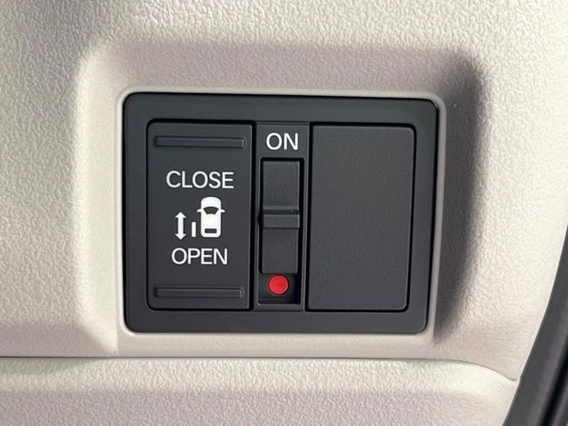 HONDA N BOX 2025 Image 31