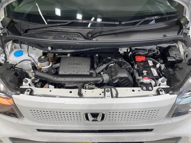 HONDA N BOX 2025 Image 31
