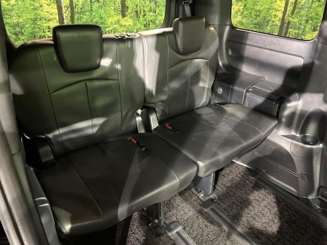 TOYOTA VOXY 2019 Image 31