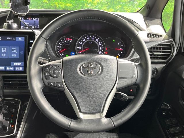 TOYOTA VOXY 2019 Image 31
