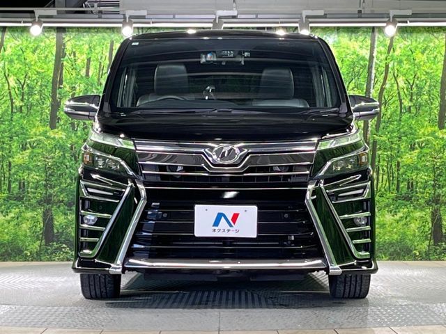 TOYOTA VOXY 2019 Image 31