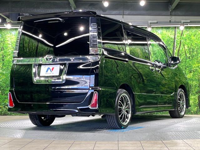 TOYOTA VOXY 2019 Image 31