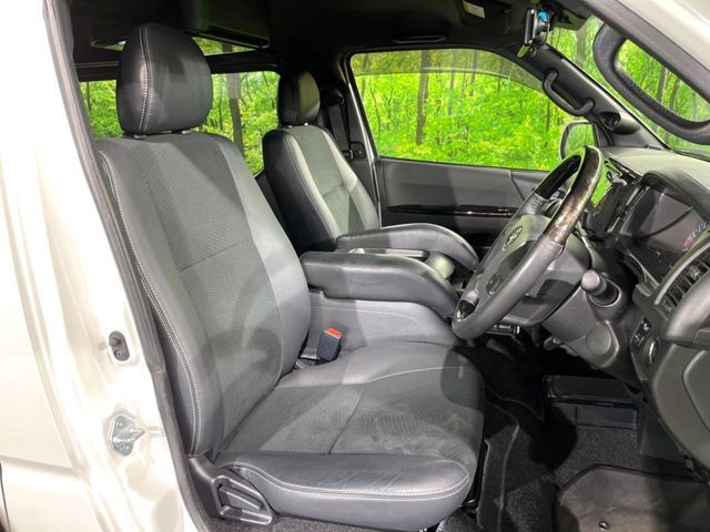 TOYOTA HIACE VAN 2WD 2019 Image 31