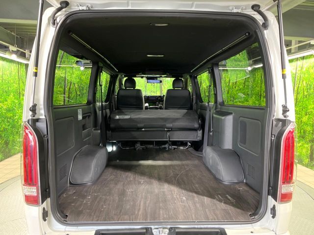 TOYOTA HIACE VAN 2WD 2019 Image 31