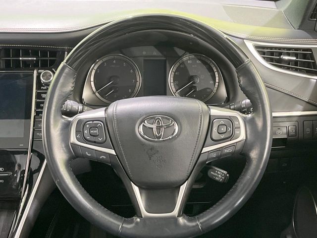 TOYOTA HARRIER 2WD 2018 Image 31