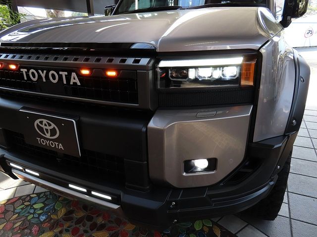 TOYOTA LANDCRUISER 250 2024 Image 31