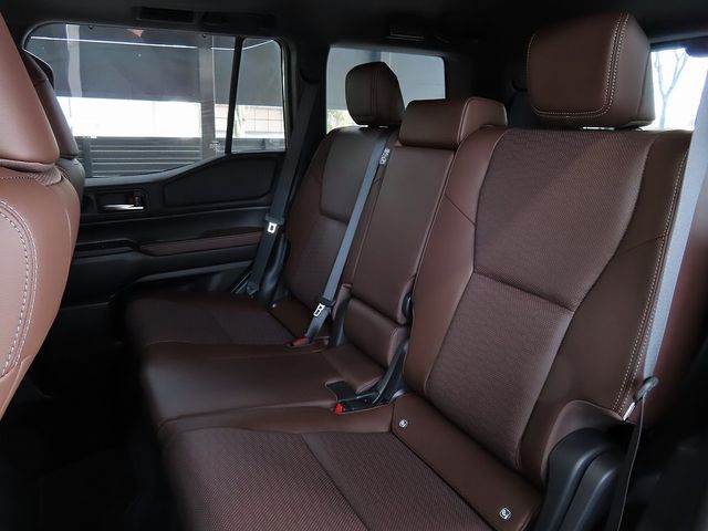 TOYOTA LANDCRUISER 250 2024 Image 31