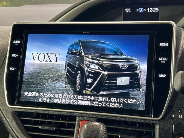 TOYOTA VOXY 2021 Image 31