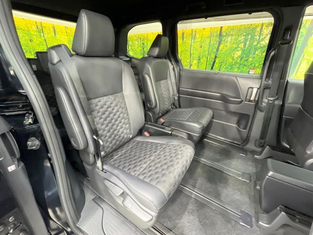 TOYOTA VOXY 2023 Image 31