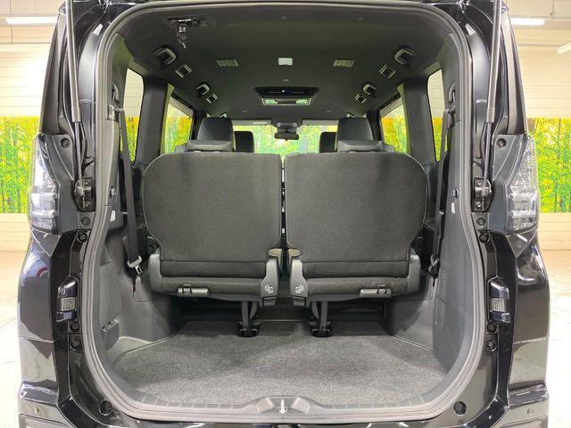 TOYOTA VOXY 2023 Image 31