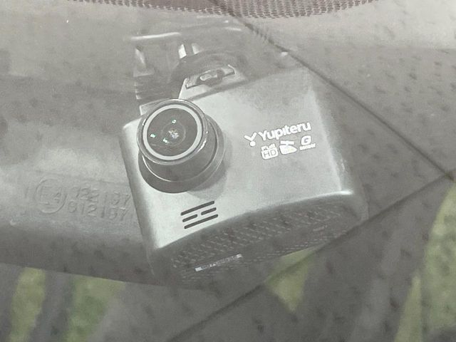 TOYOTA VOXY 2013 Image 31