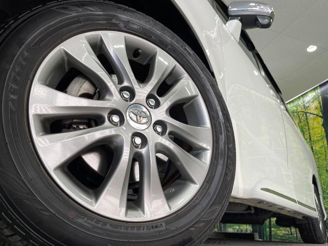 TOYOTA VOXY 2013 Image 31