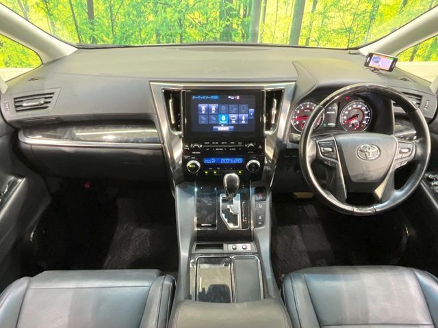 TOYOTA ALPHARD 2019 Image 31