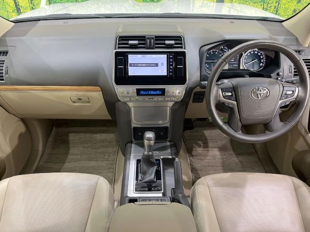 TOYOTA LANDCRUISER PRADO 2022 Image 31