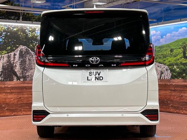 TOYOTA NOAH 2023 Image 31