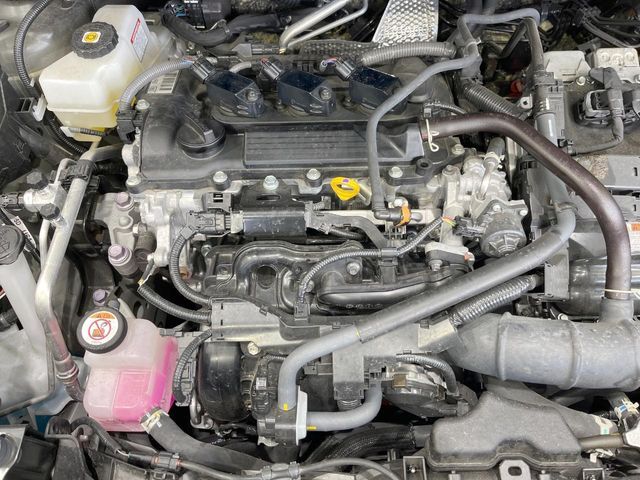 TOYOTA YARIS CROSS HYBRID 2023 Image 31