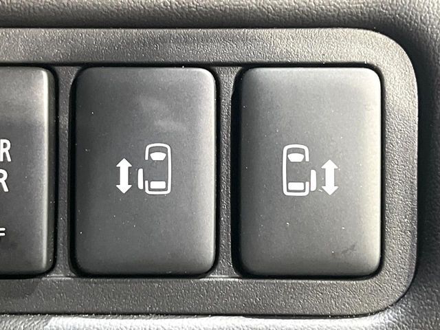 MITSUBISHI DELICA D:5 4WD 2024 Image 31