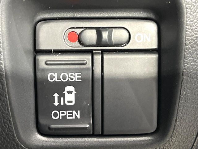 HONDA N BOX CUSTOM 2012 Image 31