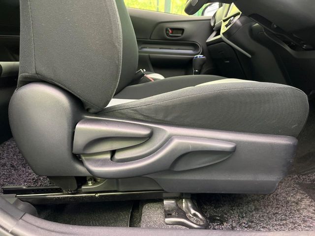 TOYOTA AQUA 2014 Image 31