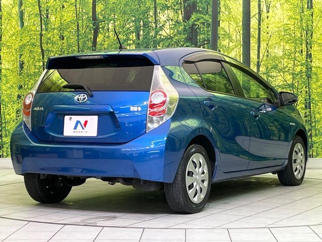 TOYOTA AQUA 2014 Image 31