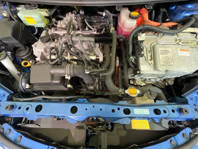 TOYOTA AQUA 2014 Image 31