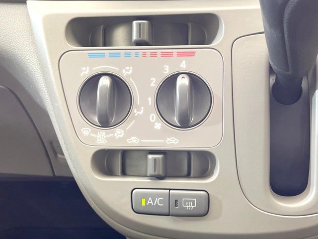 DAIHATSU MIRA E:S 2017 Image 31