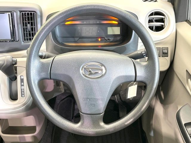 DAIHATSU MIRA E:S 2017 Image 31