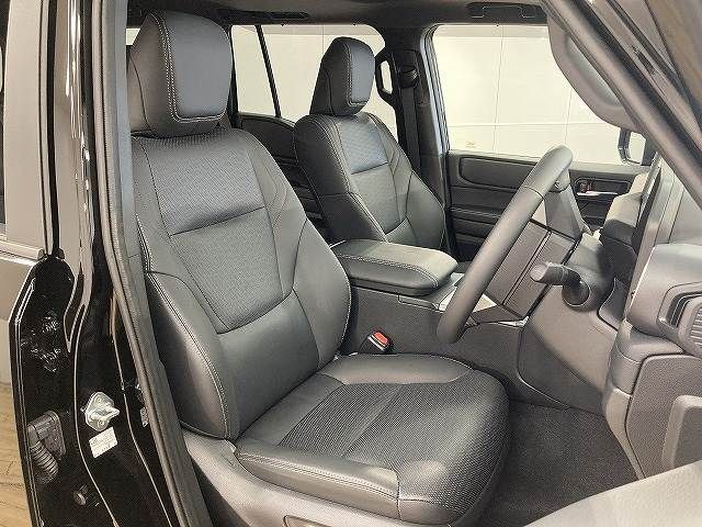 TOYOTA LANDCRUISER 250 2024 Image 31