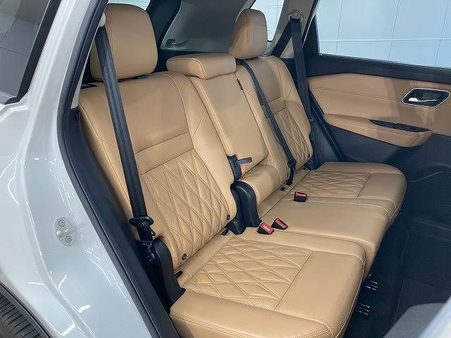 NISSAN X-TRAIL HYBRID 4WD 2023 Image 31