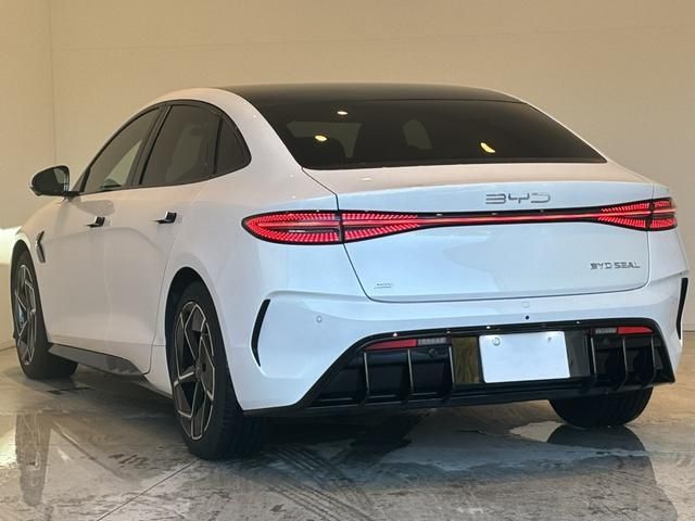 BYD SEAL 2024 Image 31