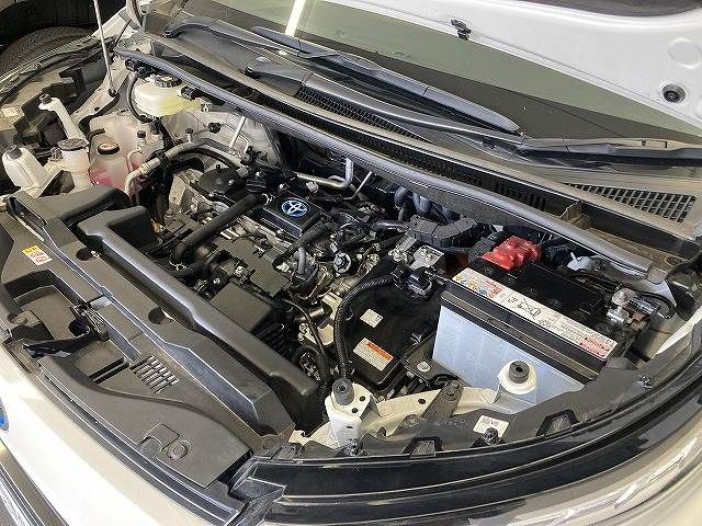 TOYOTA VOXY HYBRID 2023 Image 31