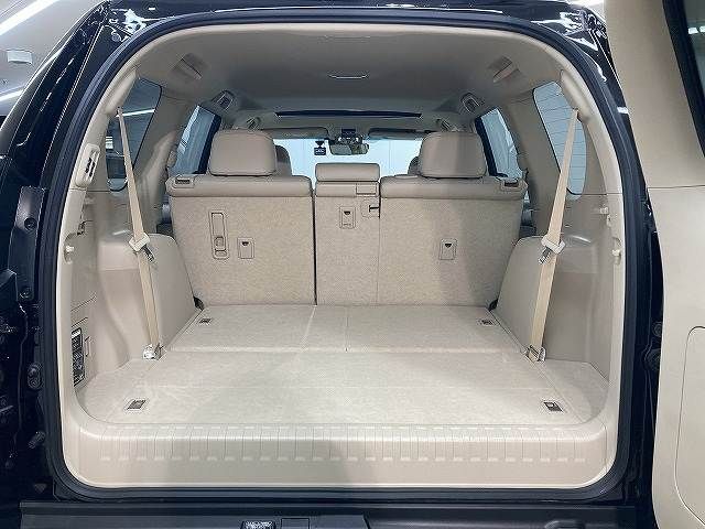TOYOTA LANDCRUISER PRADO 2023 Image 31